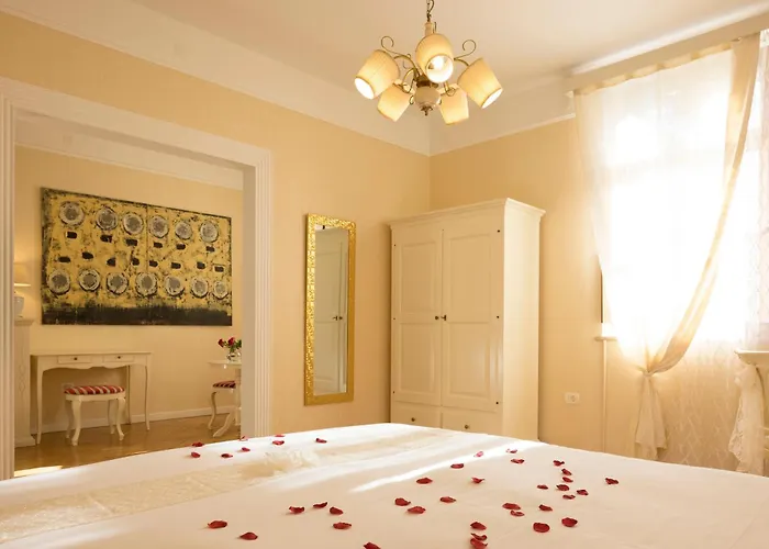 Benecanka Casa Veneziana Nočitev z zajtrkom 4*